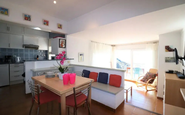 Apartment in Roses Near Beach