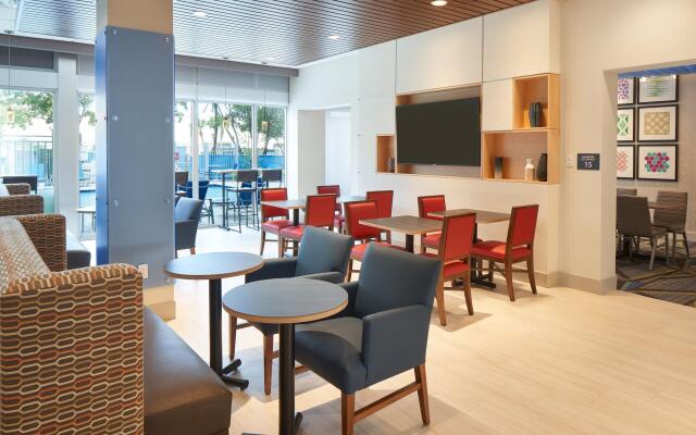 Holiday Inn Express Doral Miami by IHG