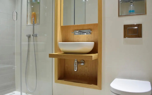 3 Bedroom Flat in Westminster