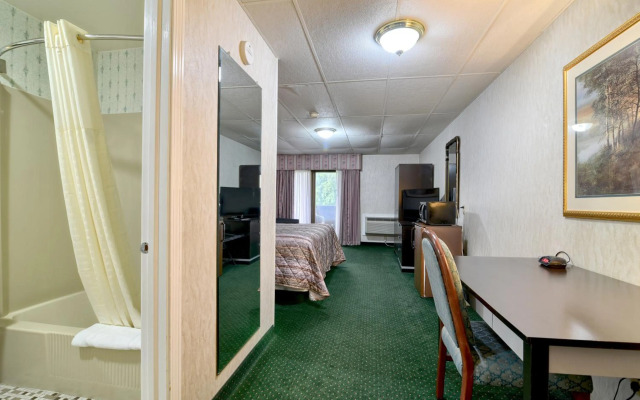 Roosevelt Inn and Suites Saratoga Springs