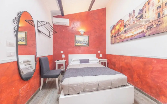 Room-small Double Room in History House