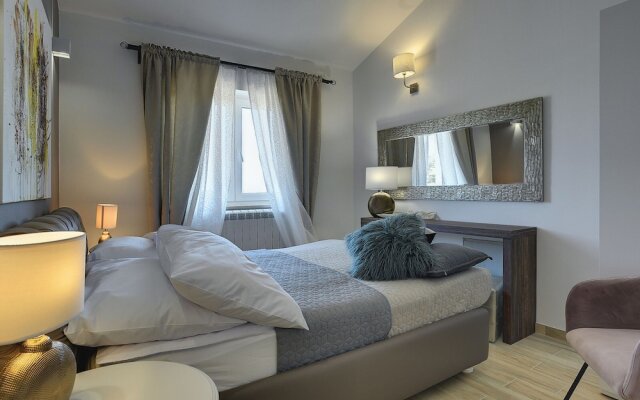 Charming Villa With Heated Pool Near Rovinj