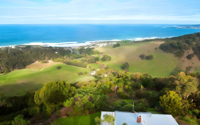 Beacon Point Ocean View Villas
