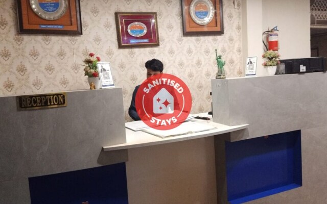 Hotel S R Lucknow