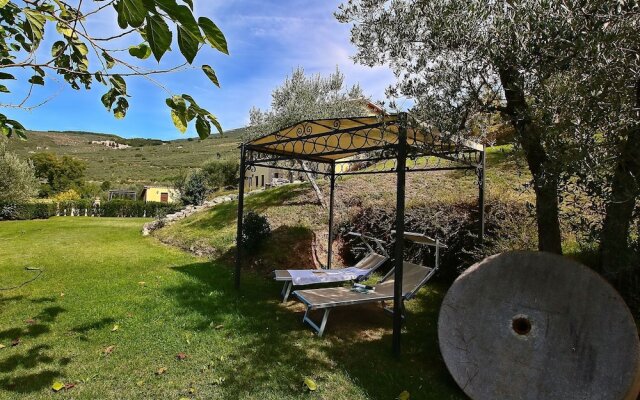 Agriturismo In The Hills, Private Terrace, Swimming Pool And Beautiful View