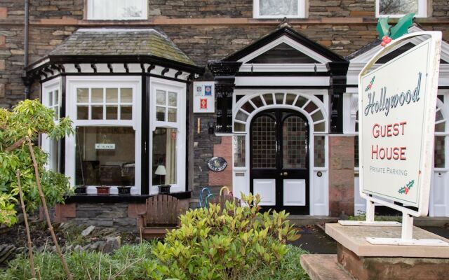 Holly-Wood Guest House