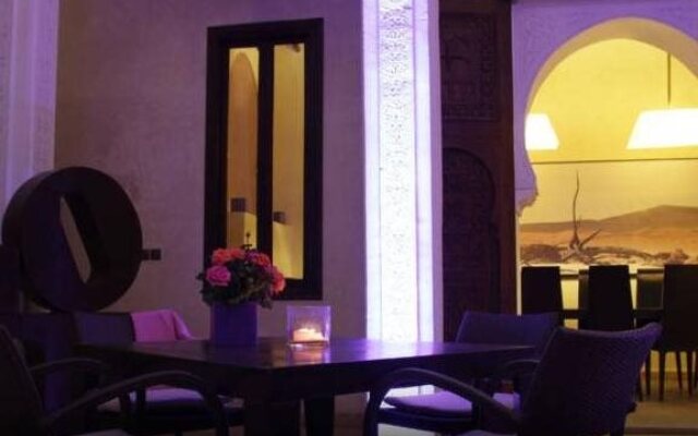 Riad Charlott'