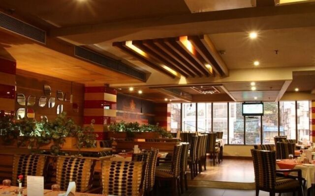 OYO 1764 Hotel Maruti Lodging