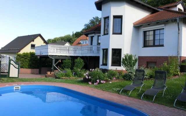 Spacious Villa With Private Swimming Pool