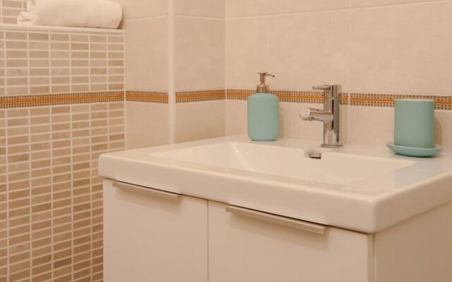 MiaVia Apartments - Marconi