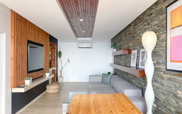 Phaedrus Living: Seaview Luxury Flat Athina Grenada