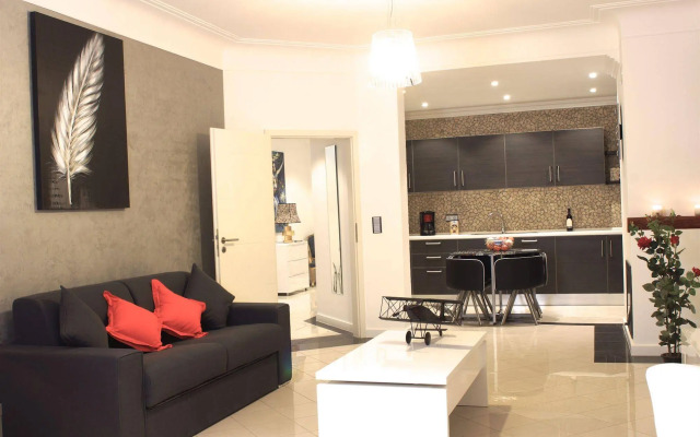 The Queen Luxury Apartments - Villa Cortina
