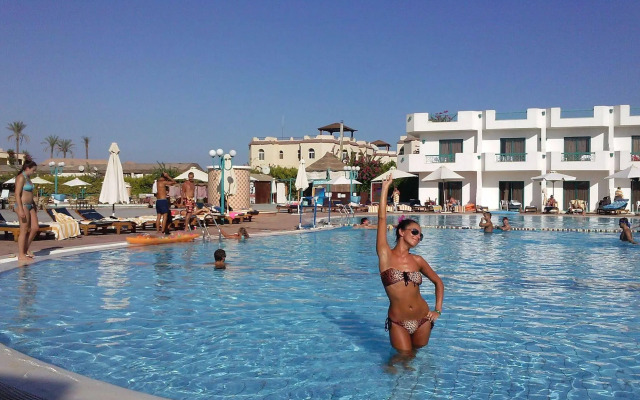 Sharm Cliff Resort