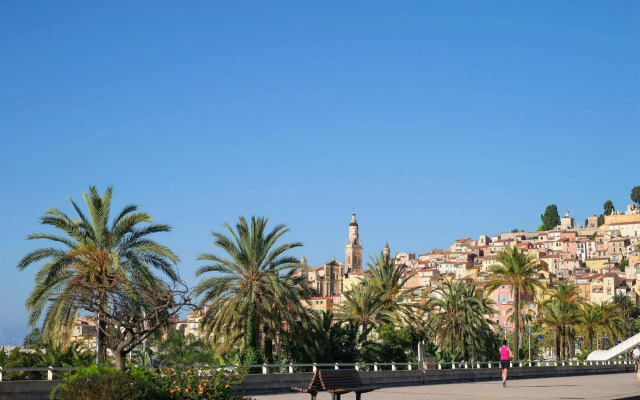 Pierre & Vacances Residence Les Rivages du Parc - Menton
