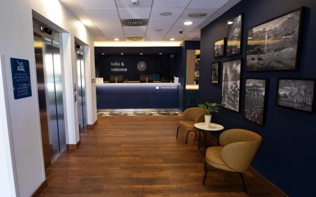 Travelodge Madrid Metropolitano