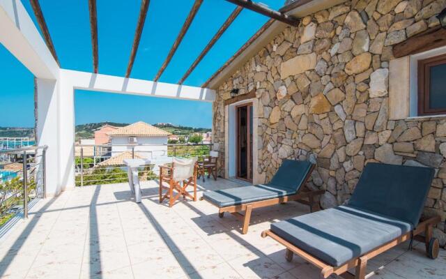 Mirage Arillas Honeymoon Studio
