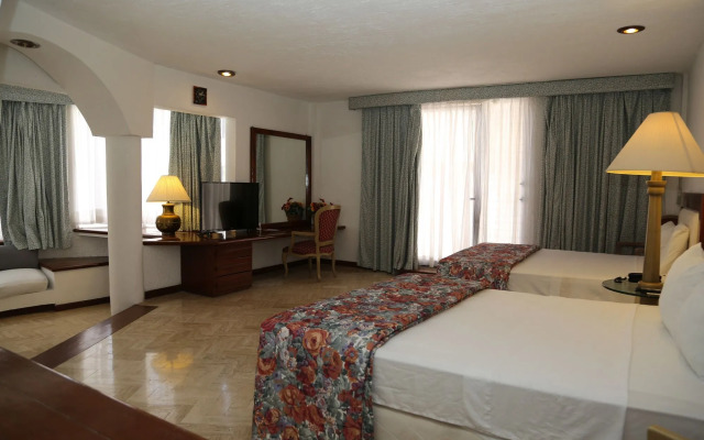 Suites Costa Cancun