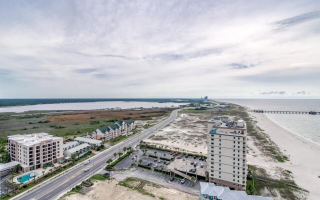Clnd2101 4 Bedroom Condo