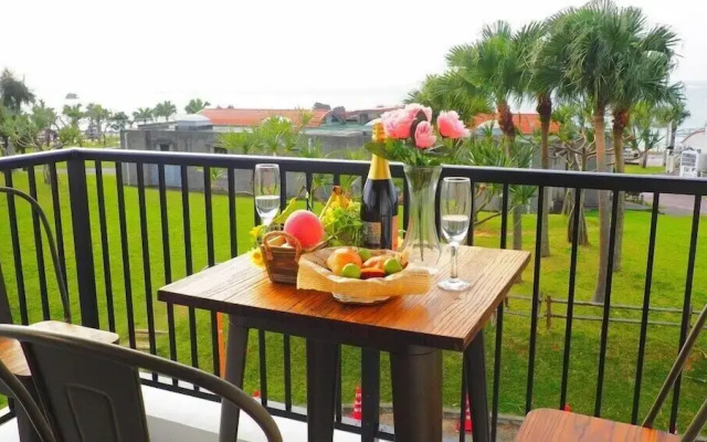 Ocean View Araha 301