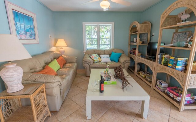 Away To Play Apartment 4