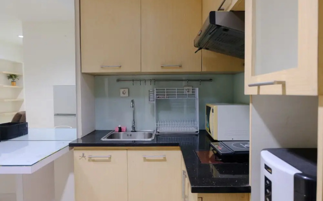 Homey 2Br At Apartment Tamansari La Grande