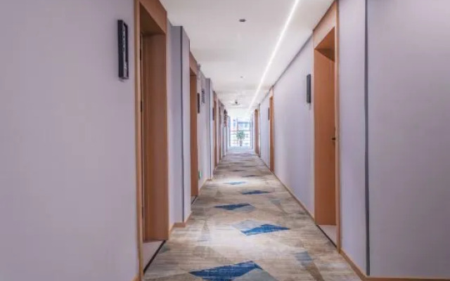 Dianchi Yunheng Hotel (Kunming Xishan District People's Court Branch)