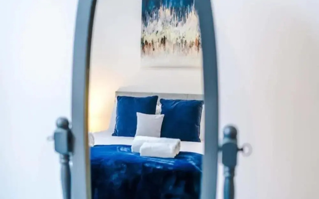 Bolton City Oasis - Cozy Apartment Rental