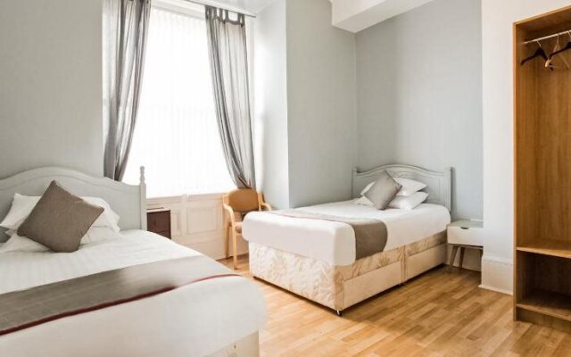 OYO Newcastle West