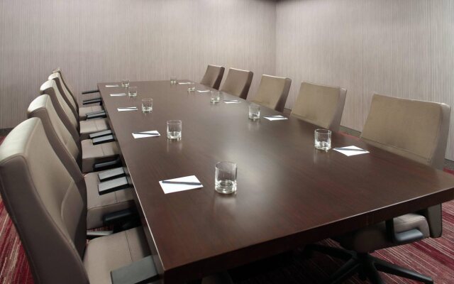 Courtyard by Marriott Raleigh/Cary