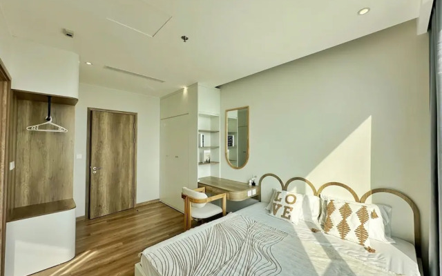 Sakura Homestay - Landmark Ecopark