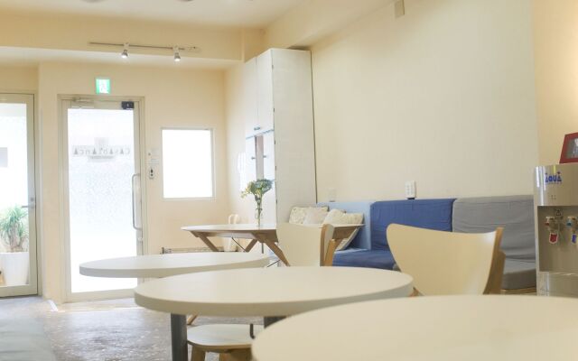 Casa Blanca Guesthouse - Hostel