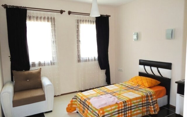 BO082 by Villaofsummer