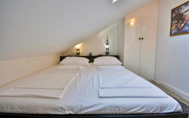 Apartment 10 in Villa Petrac