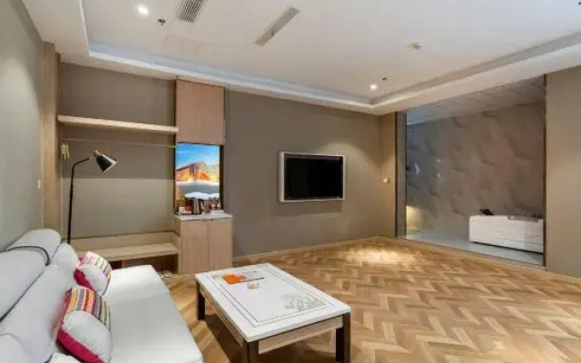 Vienna Hotel (Wanghai West Road, Dongtai)