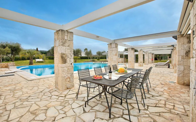 Tenuta Nicla With Pool Locorotondo