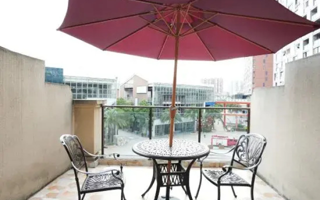 Tuke Light Hotel