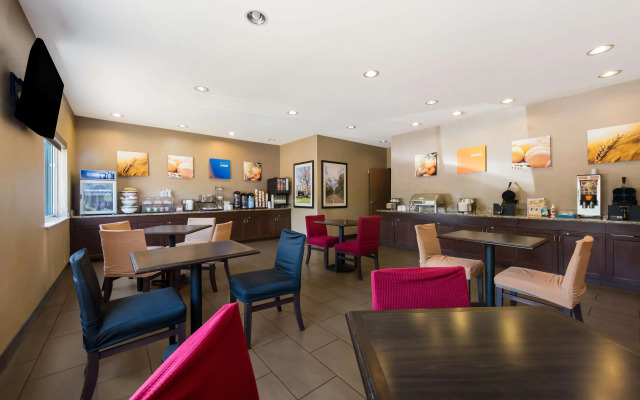 Comfort Inn Wichita East