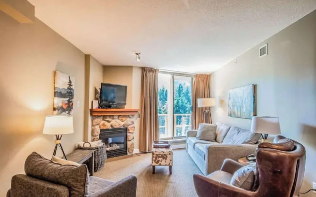 Cascade Lodge - Beautiful One Bedroom Suite 226