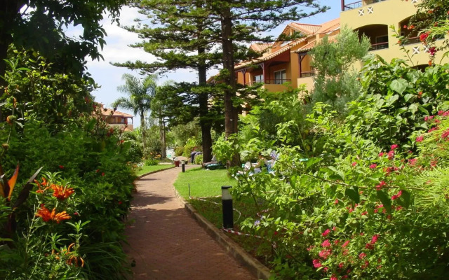 Pestana Village Garden Hotel