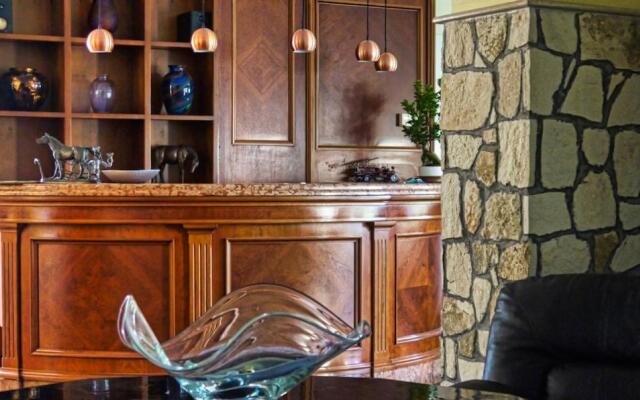 Erania Rooms & Apartments