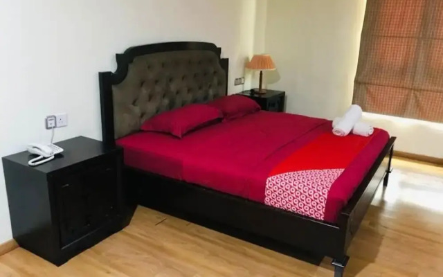 Maxwell Inn Luxury Hotel