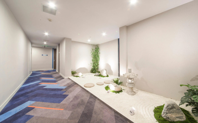 Holiday Inn Express Shanghai Xuhui Binjiang by IHG