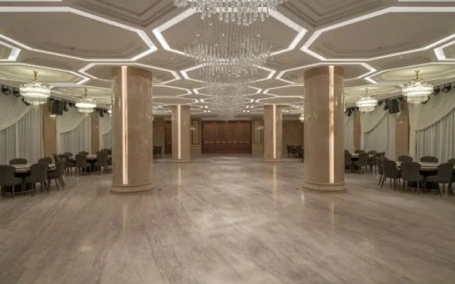 Shadian Hotel