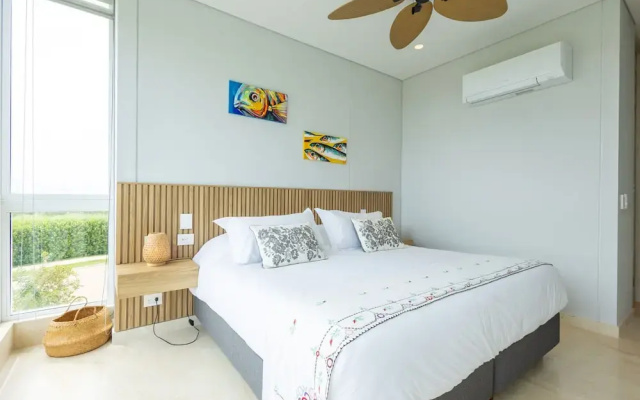 Seaside 3BR Retreat w Terrace Beach Access