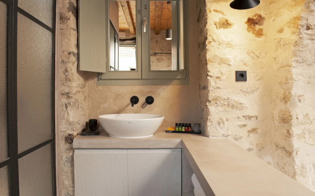 Ruga of Vamvakou Homes