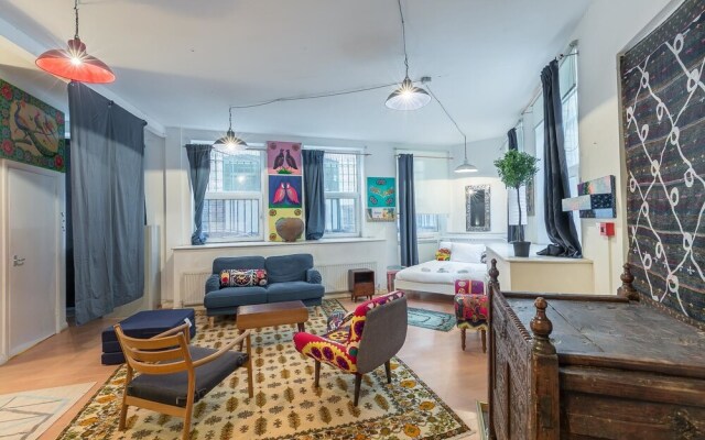 Delightful Bohemian Inspired Loft Space Shoreditch
