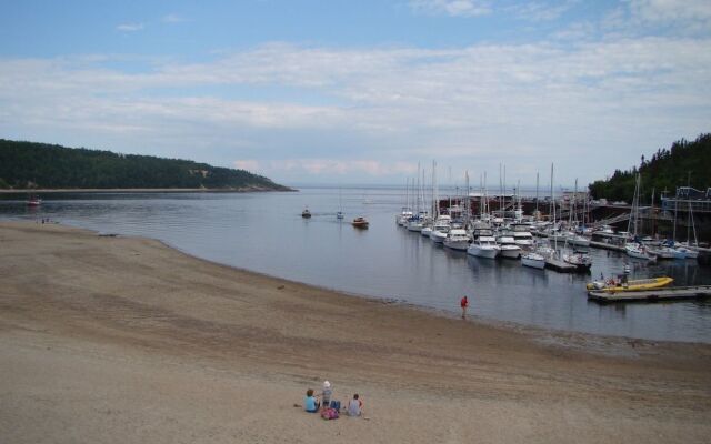Auberge La Sainte Paix