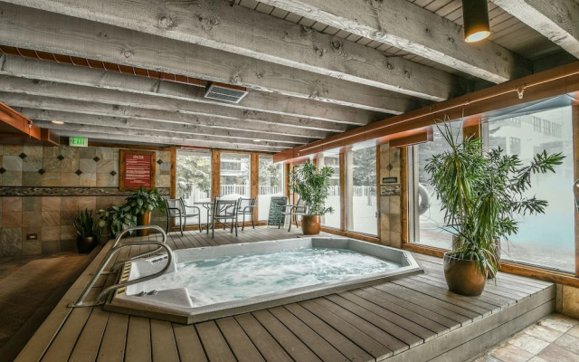 Lakeside 1495 by SummitCove Vacation Lodging