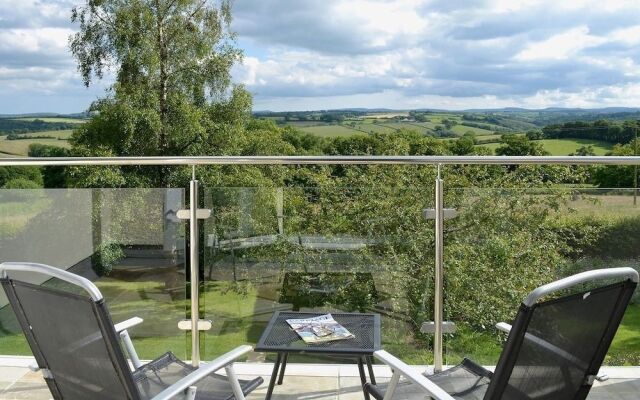 East Hillerton House