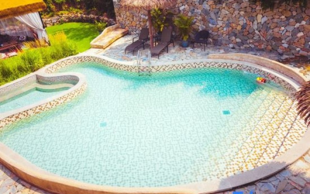 Shanzixian Guanshanju – Pool – Beijing